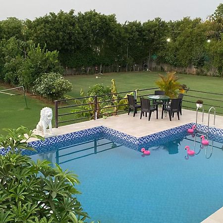 The Singh Farm Cosy Private Pool Farm Villa グルガウン エクステリア 写真