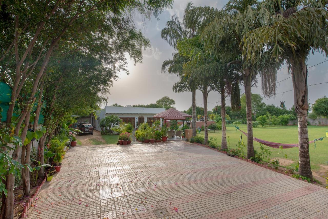 The Singh Farm Cosy Private Pool Farm Villa グルガウン エクステリア 写真