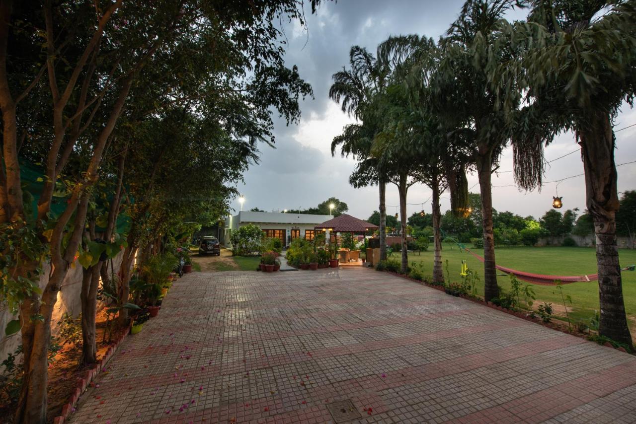 The Singh Farm Cosy Private Pool Farm Villa グルガウン エクステリア 写真