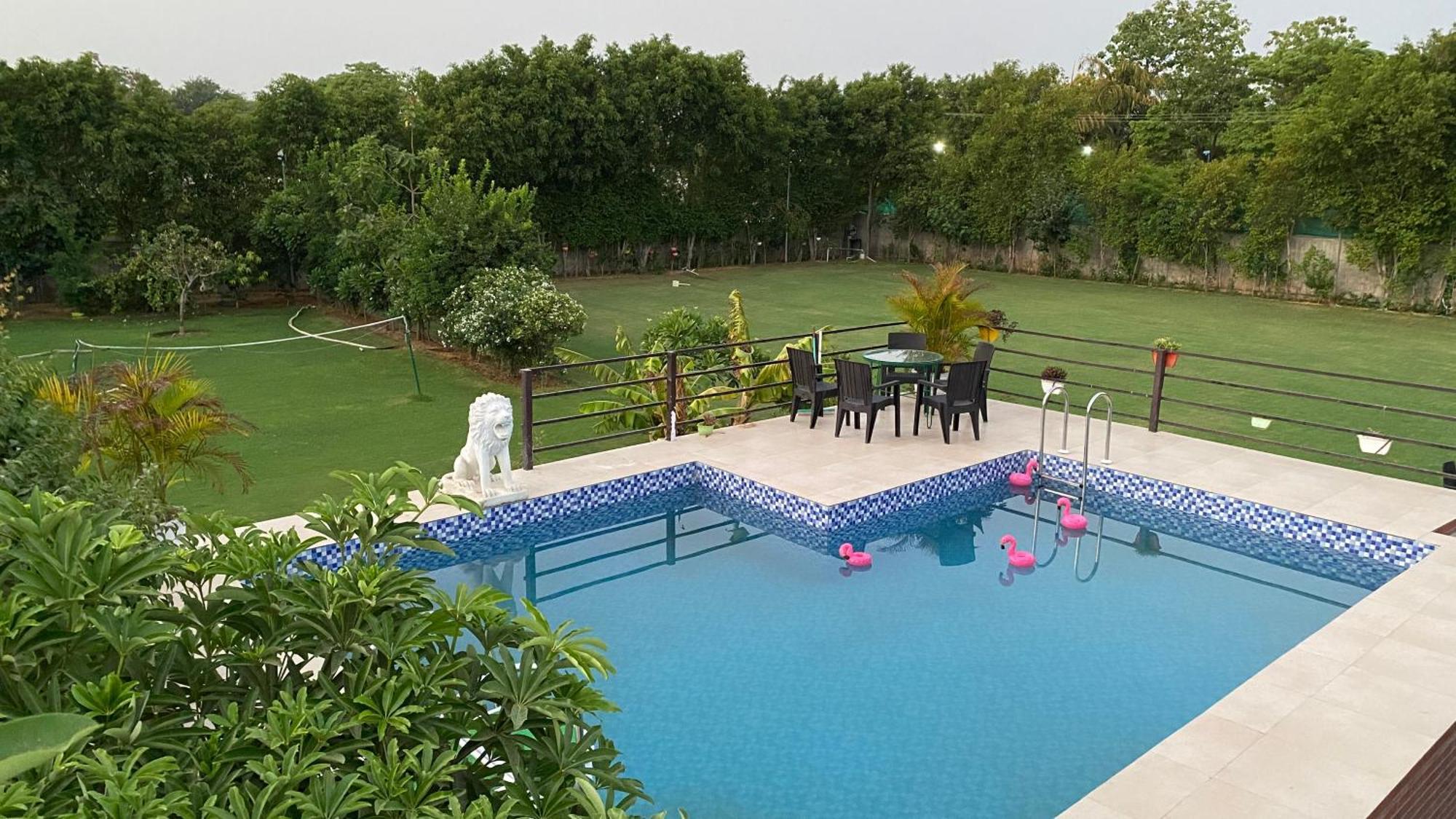The Singh Farm Cosy Private Pool Farm Villa グルガウン エクステリア 写真